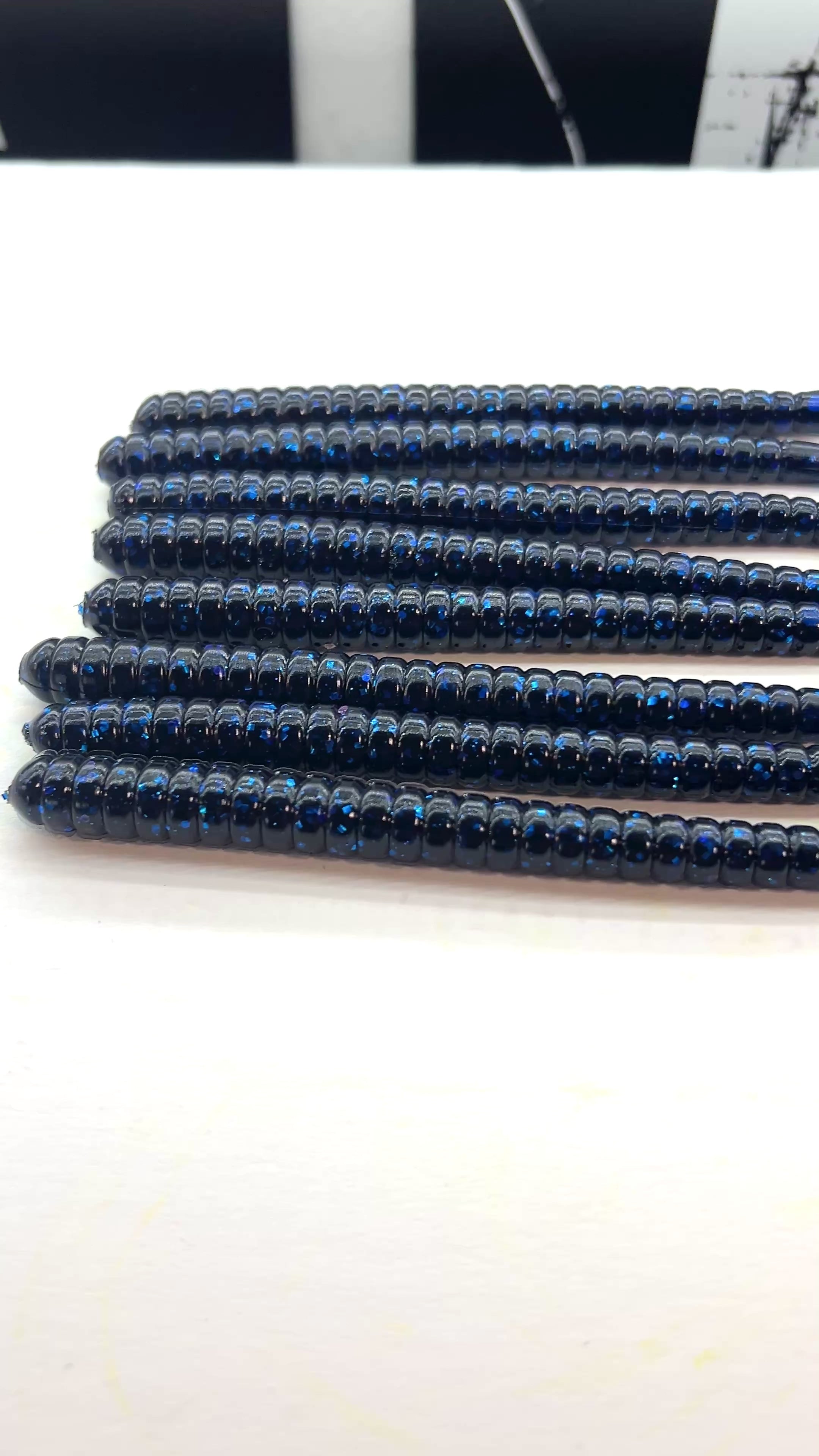 Gutter Worm (Blueberry) 8pk